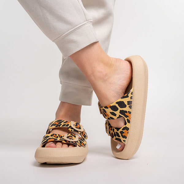 Leopard / 4.5 Slipper The Cloudies™ - Sandals Cloud Slides